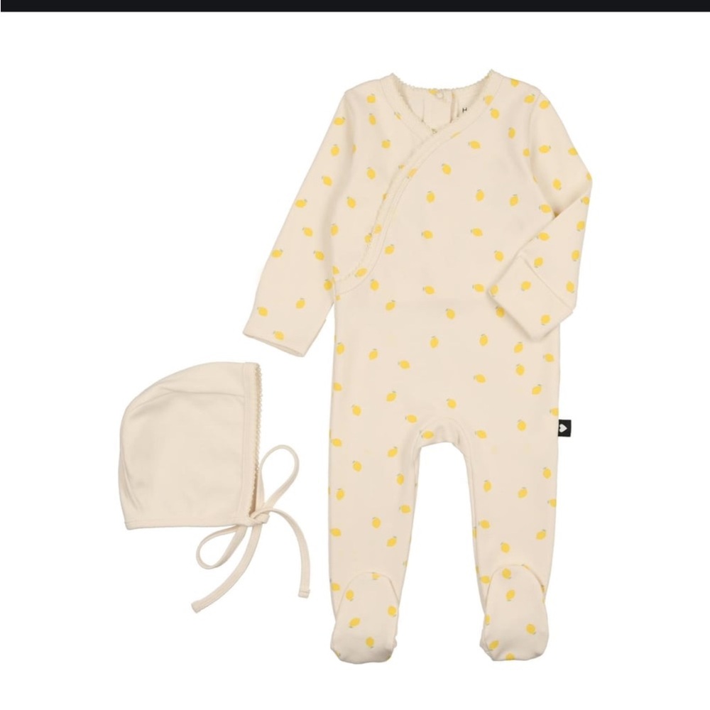 BABY FOOTIES